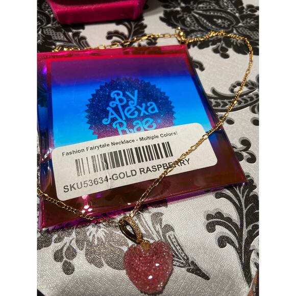 By Alexa Rae (BAR) fashion fairytale gold raspberry heart necklace - Picture 4 of 4